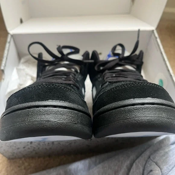 Jordan 5 - Picture 10 of 16